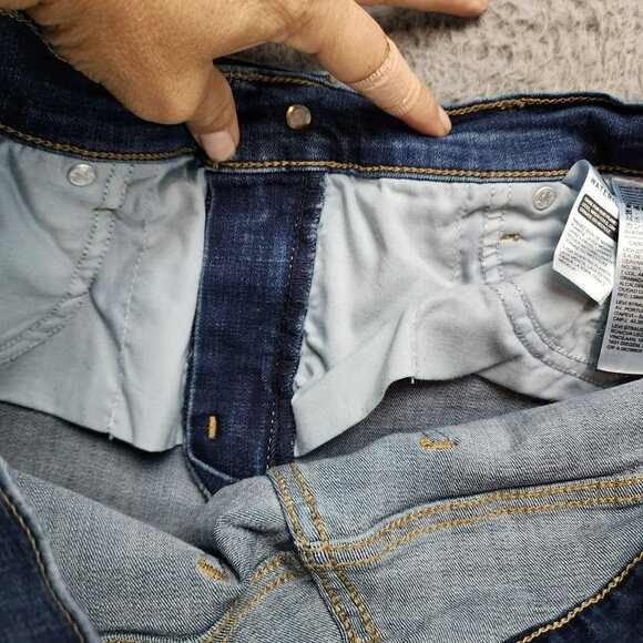 Levis Jeans Womens 32 311 Medium Wash Stretch Mid Rise Shaping Skinny - Picture 11 of 16